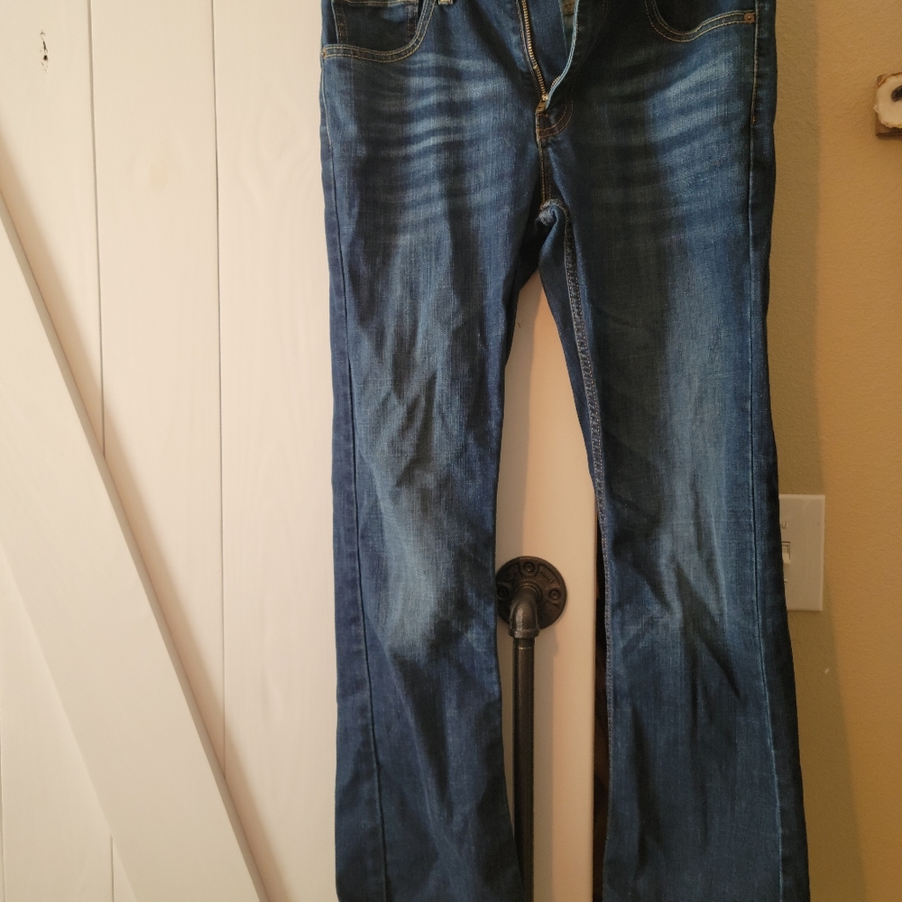 Levi bootcut jeans